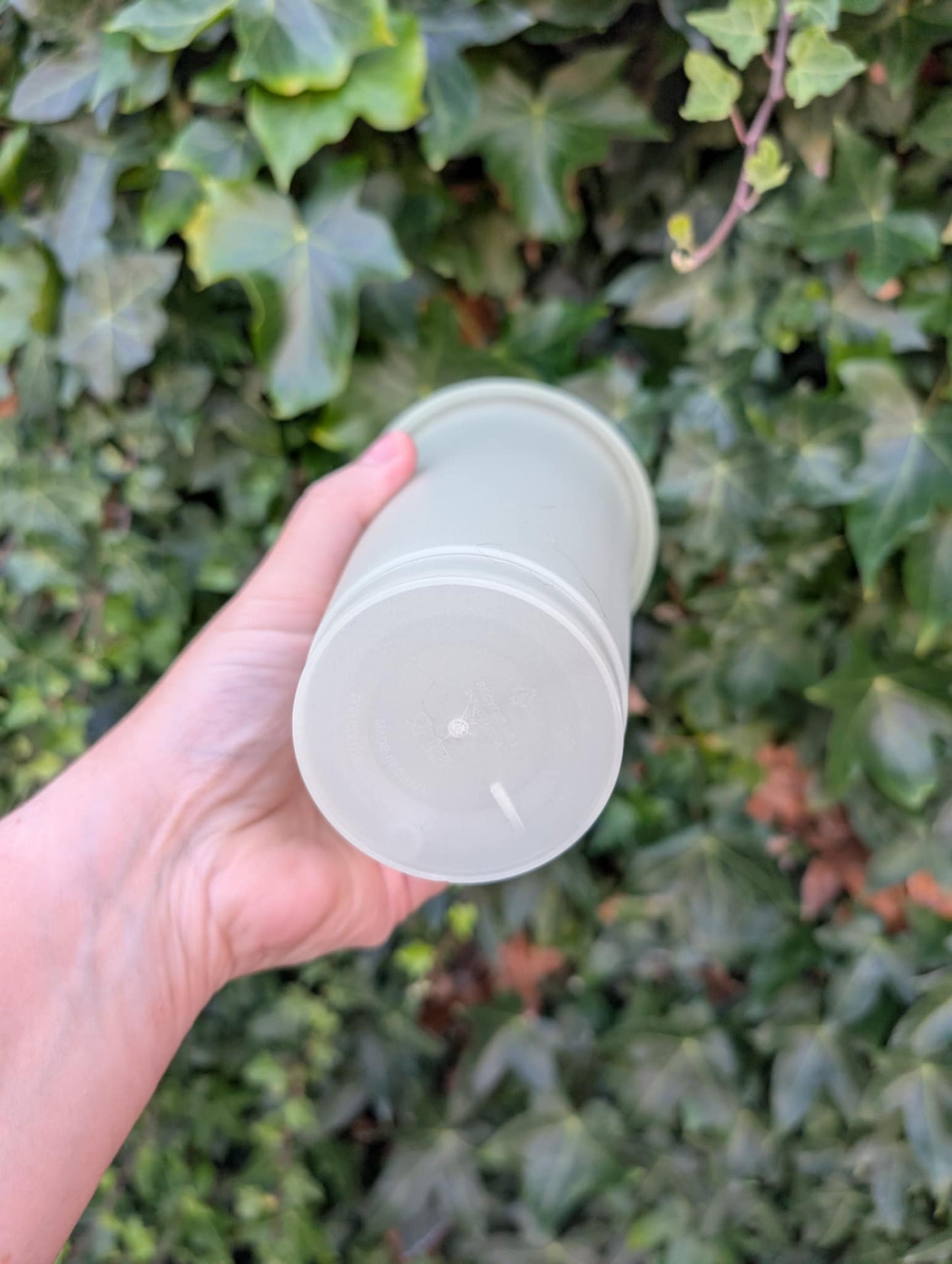 Glow-in-the-Dark 24oz Cold cup tumbler