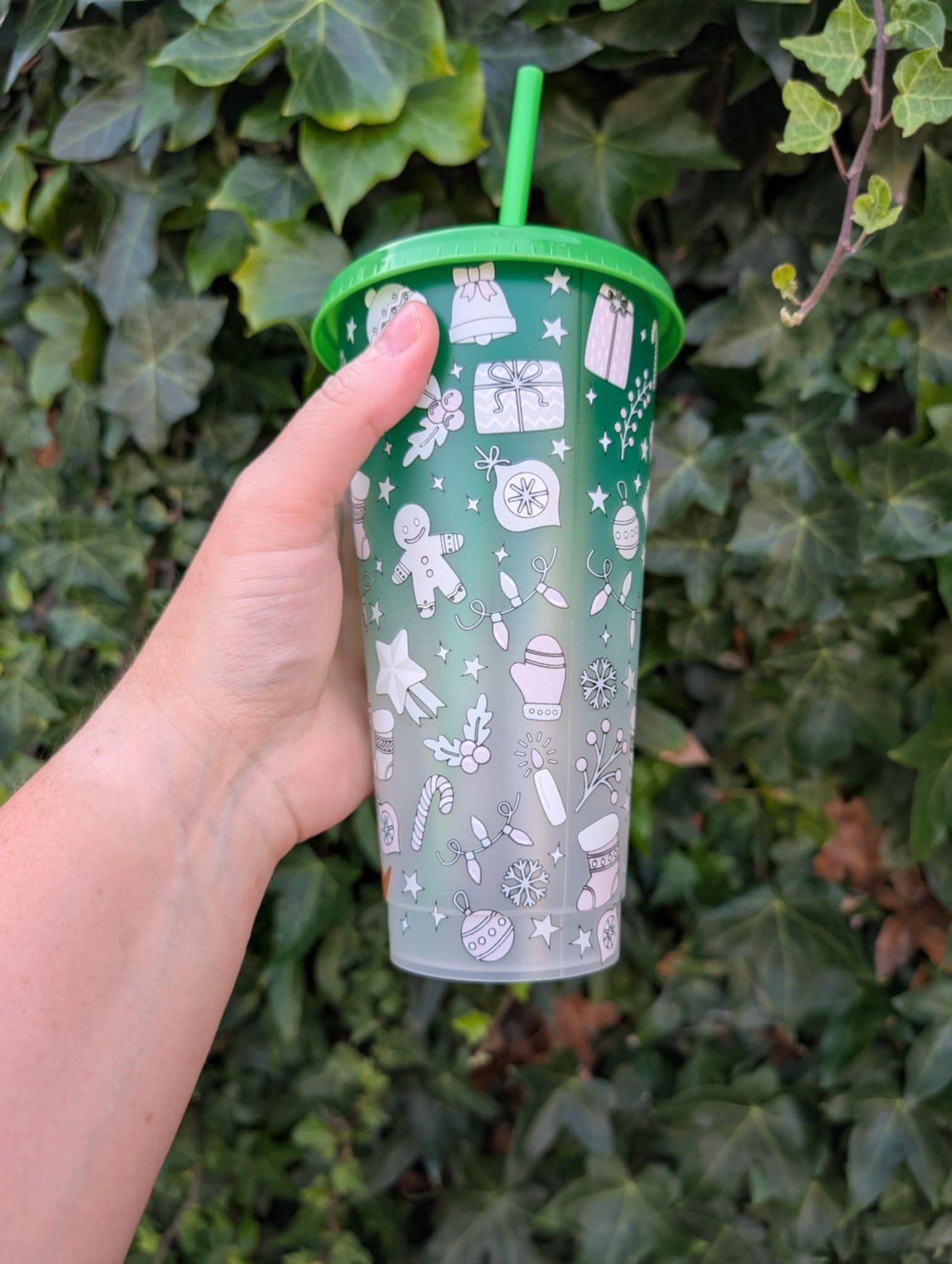 Christmas Colour Change 24oz Cold Cup - Green