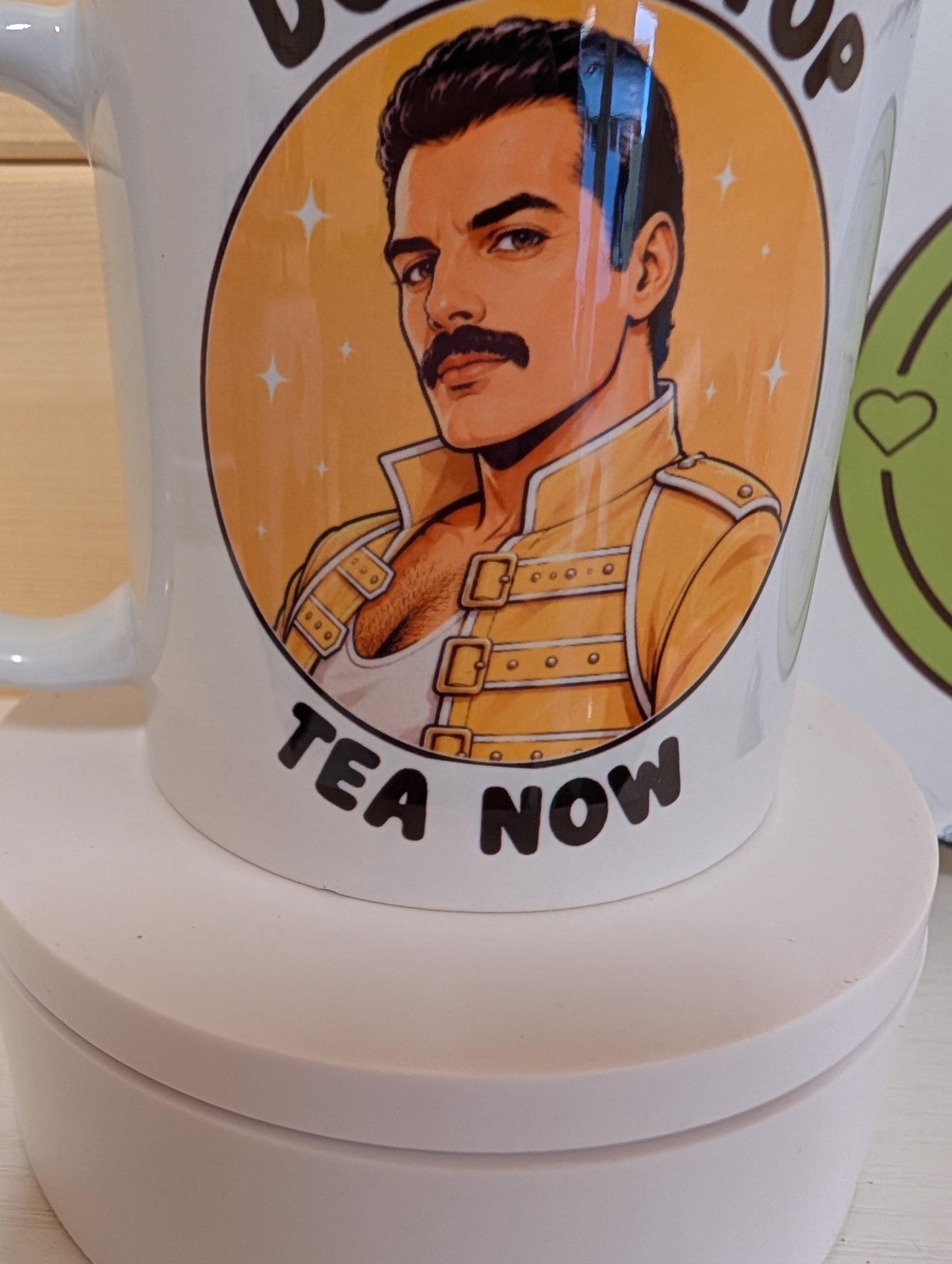 Don't stop tea now Queen mug